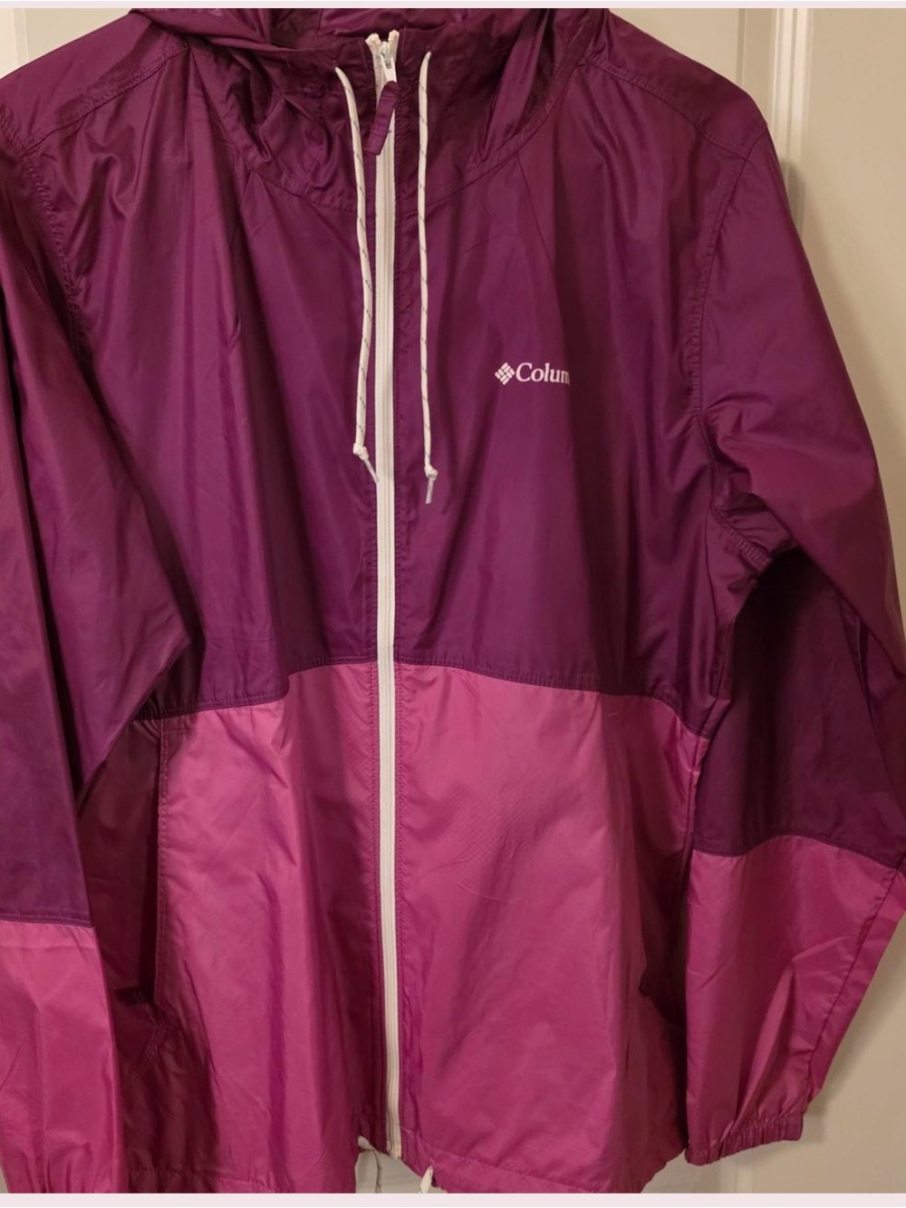 Columbia Women's Two-Tone Plum and Rose Hooded Windbreaker